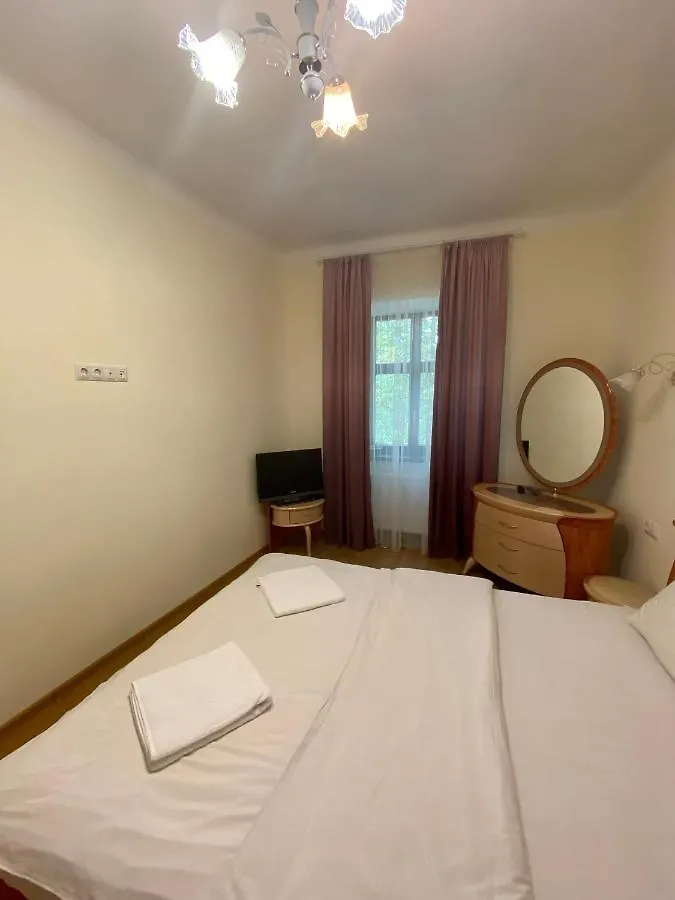 Yaroslav Osmomysl Square Apartments Lviv Ukraine